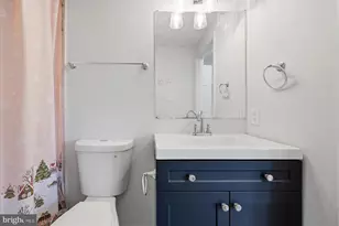 6987 Villa-Del-Rey Ct, Springfield, VA 22150 - Photo 9