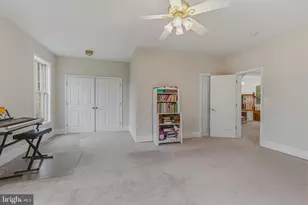 837 Seneca Rd, Great Falls, VA 22066 - Photo 25