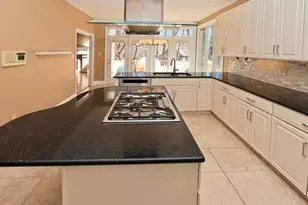 1307 Stamford Way, Reston, VA 20194 - Photo 5