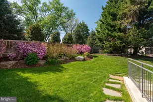 7009 Symphony Ct, McLean, VA 22101 - Photo 11