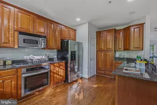 4138 Timber Log Way, Fairfax, VA 22030 - Photo 25