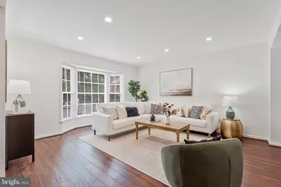2803 Shawn Leigh Drive, Vienna, VA 22181 - Photo 5