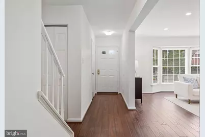 2803 Shawn Leigh Drive, Vienna, VA 22181 - Photo 3