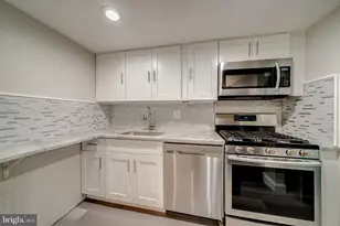 1429 Northgate Square, Reston, VA 20190 - Photo 13
