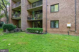 1429 Northgate Square, Reston, VA 20190 - Photo 25