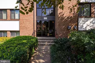1429 Northgate Square, Reston, VA 20190 - Photo 3