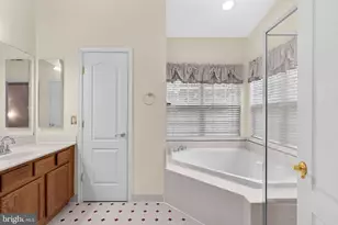 13574 Big Boulder Rd, Herndon, VA 20171 - Photo 33