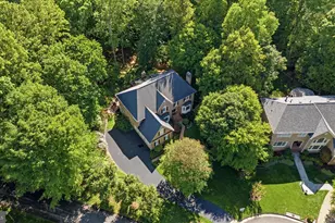 10693 Alliwells Ct, Oakton, VA 22124 - Photo 69