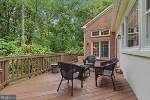 10693 Alliwells Ct, Oakton, VA 22124 - Photo 55