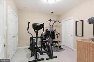 10693 Alliwells Ct, Oakton, VA 22124 - Photo 51