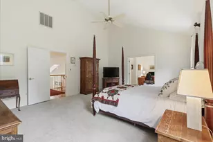 10693 Alliwells Ct, Oakton, VA 22124 - Photo 33