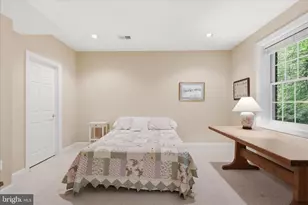 10693 Alliwells Ct, Oakton, VA 22124 - Photo 49