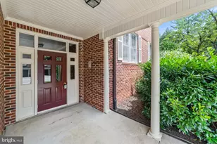 7254 Glen Hollow Ct, Annandale, VA 22003 - Photo 5
