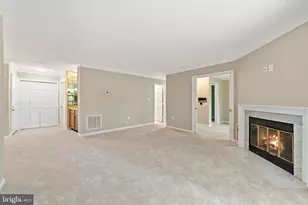 7254 Glen Hollow Ct, Annandale, VA 22003 - Photo 23