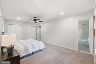 5719 Crownleigh Ct, Burke, VA 22015 - Photo 17