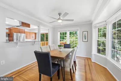 5719 Crownleigh Court, Burke, VA 22015 - Photo 5