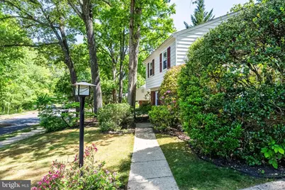 6118 Roxbury Avenue, Springfield, VA 22152 - Photo 3