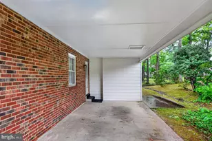 6118 Roxbury Ave, Springfield, VA 22152 - Photo 5