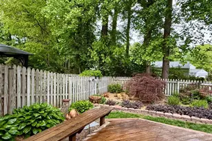 10012 Wood Sorrels Ln, Burke, VA 22015 - Photo 13