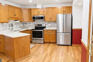 10012 Wood Sorrels Ln, Burke, VA 22015 - Photo 5