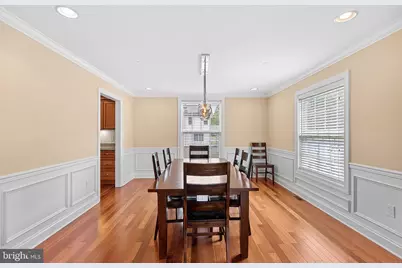 6932 Alpine Drive, Annandale, VA 22003 - Photo 9