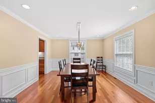 6932 Alpine Dr, Annandale, VA 22003 - Photo 9