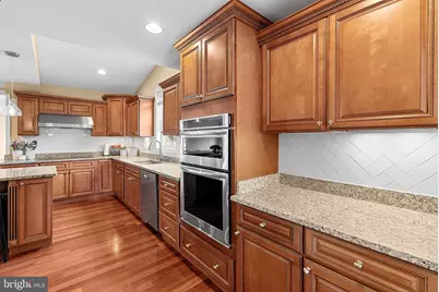 6932 Alpine Drive, Annandale, VA 22003 - Photo 19