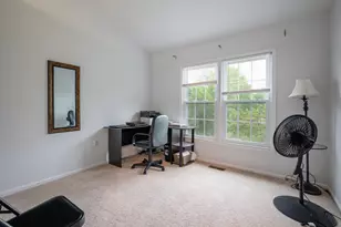 12308 Quiet Hollow Ct, Fairfax, VA 22033 - Photo 11