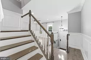 6010 Wescott Hills Way, Alexandria, VA 22315 - Photo 23