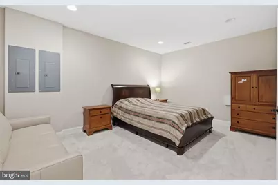 2516 Villanova Drive, Vienna, VA 22180 - Photo 15