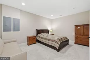 2516 Villanova Dr, Vienna, VA 22180 - Photo 15