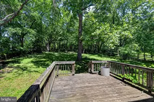 12312 Coleraine Ct, Reston, VA 20191 - Photo 37