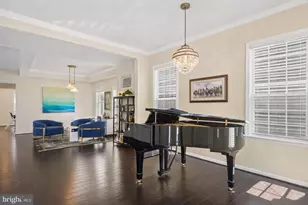 7303 Hayfield Rd, Alexandria, VA 22315 - Photo 3