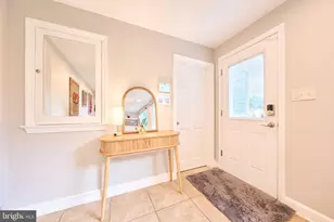 3533 Woodburn Rd, Annandale, VA 22003 - Photo 29