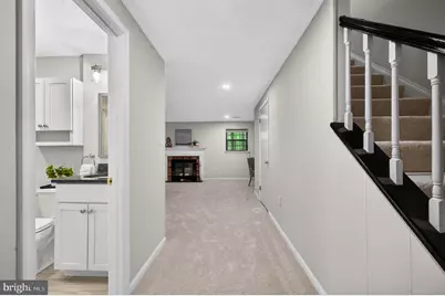 10205 Scarborough Commons Court, Burke, VA 22015 - Photo 35