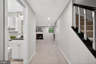 10205 Scarborough Commons Ct, Burke, VA 22015 - Photo 35