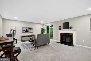 10205 Scarborough Commons Ct, Burke, VA 22015 - Photo 29