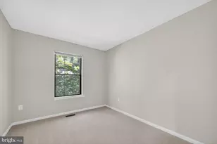 10205 Scarborough Commons Ct, Burke, VA 22015 - Photo 27