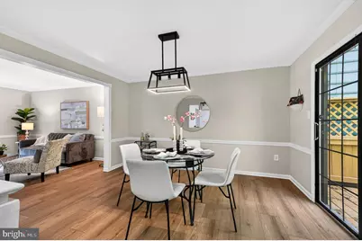 10205 Scarborough Commons Court, Burke, VA 22015 - Photo 11