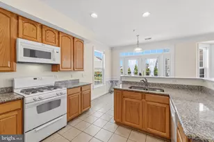 2499 Curie, Herndon, VA 20171 - Photo 9