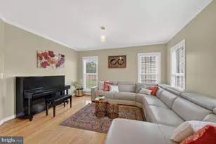 3607 Ox Ridge Ct, Fairfax, VA 22033 - Photo 5