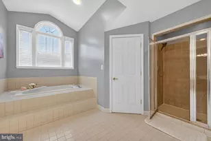 3607 Ox Ridge Ct, Fairfax, VA 22033 - Photo 13