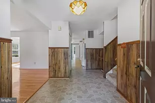 7207 Neaptide Ln, Burke, VA 22015 - Photo 3
