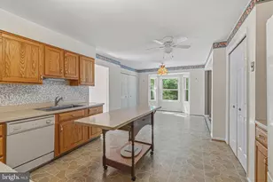 7207 Neaptide Ln, Burke, VA 22015 - Photo 7