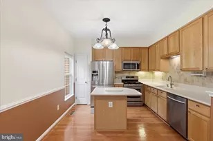 14279 Glade Spring Dr, Centreville, VA 20121 - Photo 11