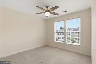 14279 Glade Spring Dr, Centreville, VA 20121 - Photo 21