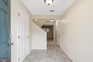 14279 Glade Spring Dr, Centreville, VA 20121 - Photo 5