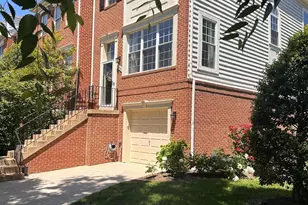 12000 Edgemere Cir, Reston, VA 20190 - Photo 3
