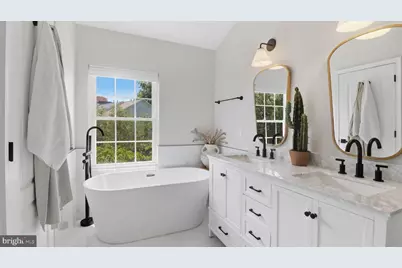 12000 Edgemere Circle, Reston, VA 20190 - Photo 19