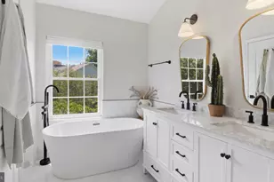 12000 Edgemere Cir, Reston, VA 20190 - Photo 21
